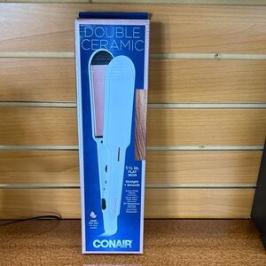 Conair Double Ceramic 1-1/2” Flat Iron + straight smooth